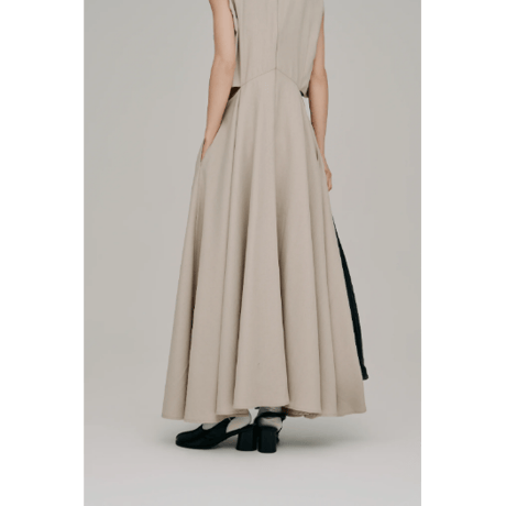 【Hella】side slash flare dress　※納期5月下旬～6月下旬