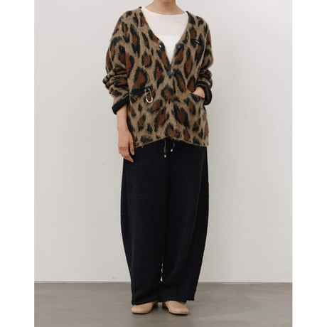 【YENN】LEOPARD V NECK CD