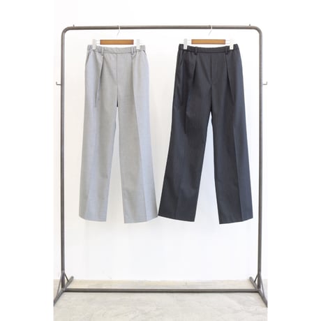 【LE MELANGE】ピンストライプセンタープレスパンツ