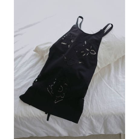 【anuke】Cutwork Lace Apron　※納期3月中旬〜4月中旬
