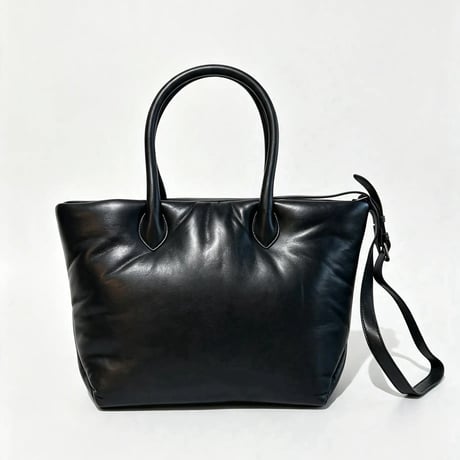 【Aree】Boston Shoulder Bag  AR261BB018