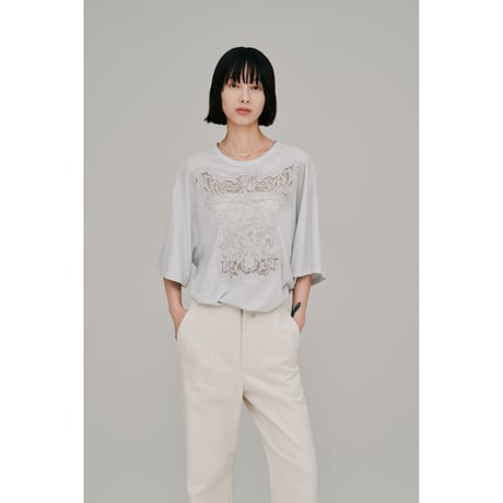 【Hella】embroidery over tee　※納期5月下旬～6月下旬