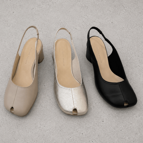 【ATELIER BRUGGE】Peep-toe slingback mules　※納期1月下旬～2月下旬