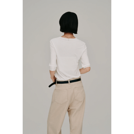 【Hella】overlock neck tee　※納期5月下旬～6月下旬