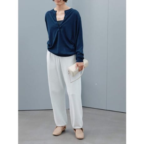 【YENN】 GARMENTDYE SWEAT 　※納期1月中旬～2月中旬