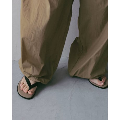 【anuke】Bicolor Tongs Sandals　※納期4月下旬～5月下旬