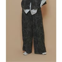 【CYAN TOKYO】フロッキーペイズリーワイド