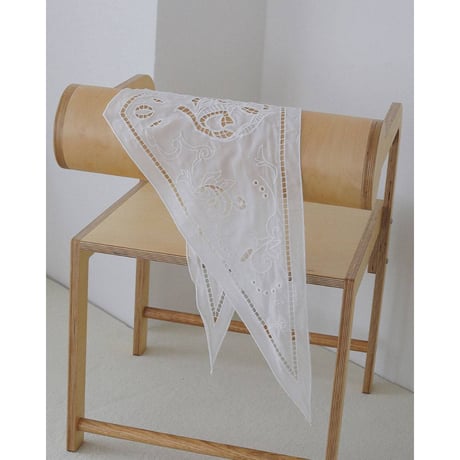 【anuke】Cutwork Scarf　※納期3月中旬〜4月中旬