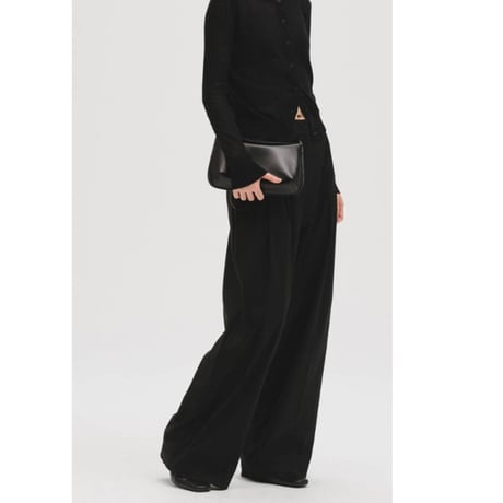 【TODAYFUL】Lightweight Tuck Trousers　※納期2月下旬～3月下旬