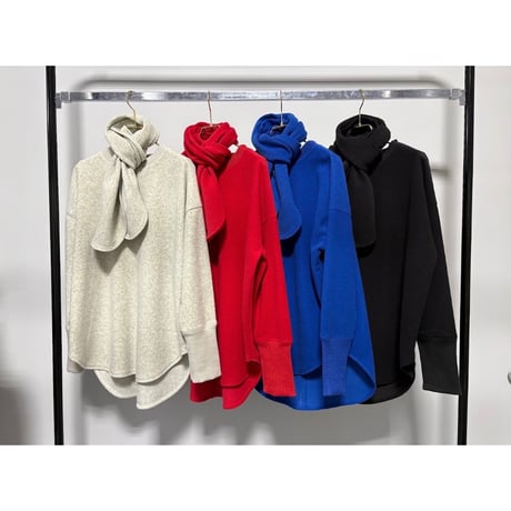 【MARGAUX VINTAGE】マフラー付き裏起毛プルオーバー