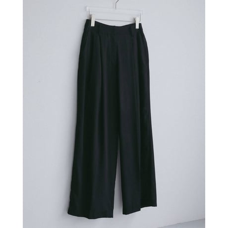 【anuke】Woolchambray Tuck Pants　※納期4月中旬〜5月中旬
