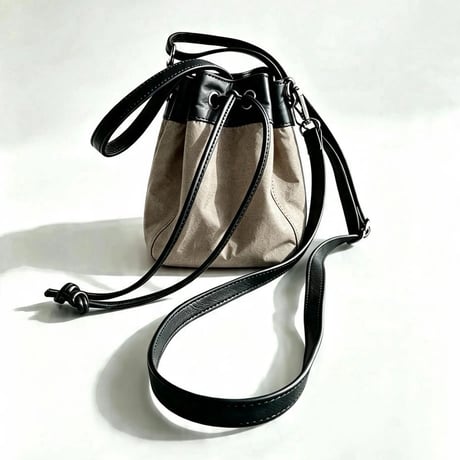 【Aree】Nylon Leather Pouch  AR261NP002