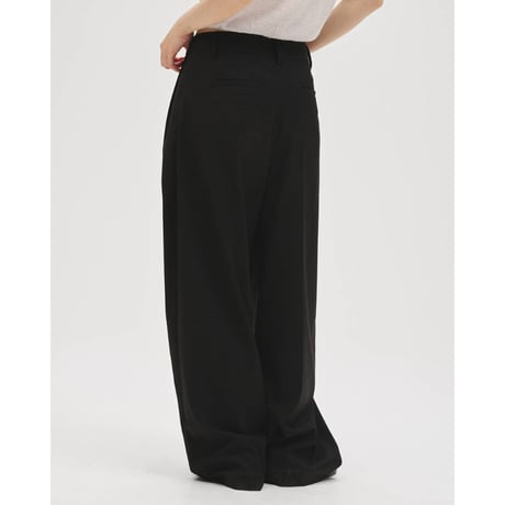 【TODAYFUL】Lightweight Tuck Trousers　※納期2月下旬～3月下旬