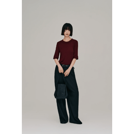 【Hella】overlock neck tee　※納期5月下旬～6月下旬