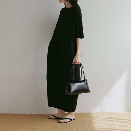 【anuke】Leather Boston Bag