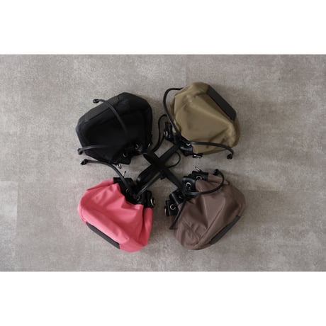【Aree】Nylon Leather Pouch  AR261NP002