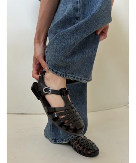 Jerry sandal