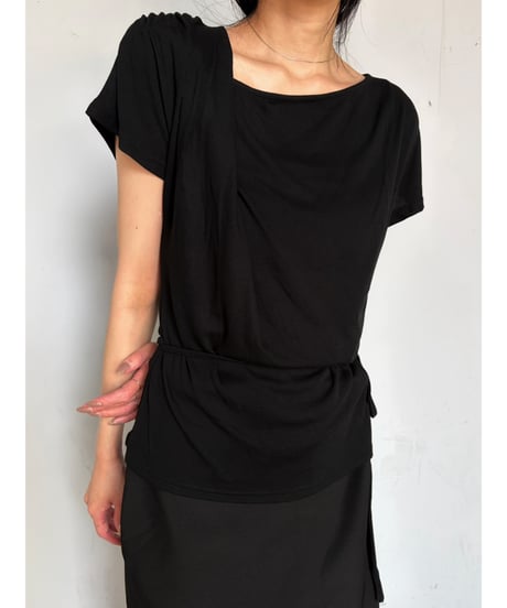 design asymmetry tops