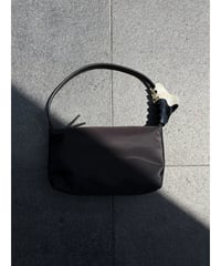 one handle shoulder bag