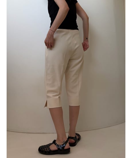 Capri pants