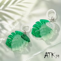 [ATK21] モンステラ めじるしアクセサリー ペットボトルマーカー トロピカルリーフ チャーム シリコンリング付き
