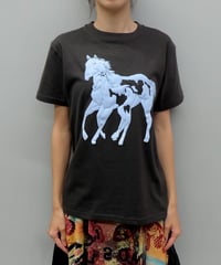 Labyrins  Dont Cry Horse Tshirt Black