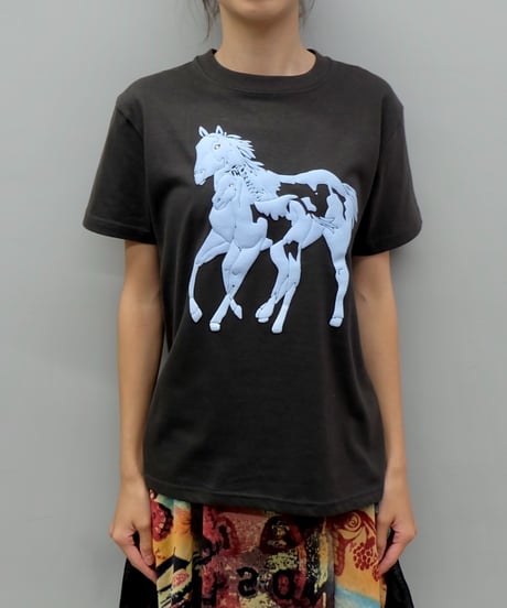 Labyrins  Dont Cry Horse Tshirt Black