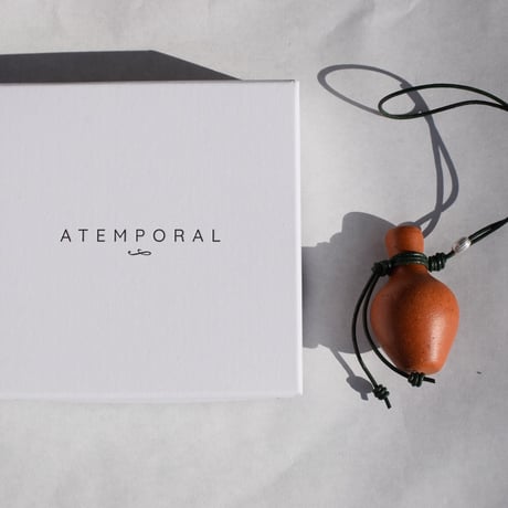 ATEMPORAL MARGEM dark green leather