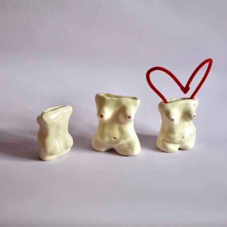 banryoku body flower vase