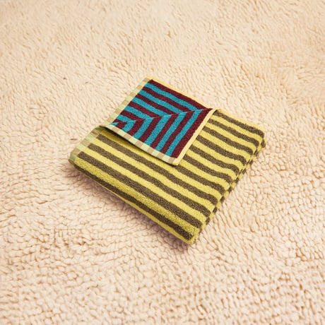 Dusen Dusen / Dragonfly Hand Towel