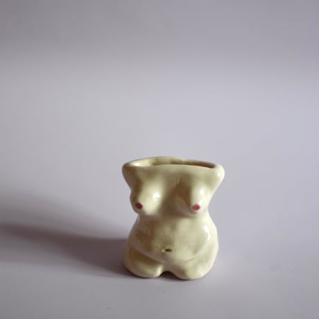 banryoku body flower vase