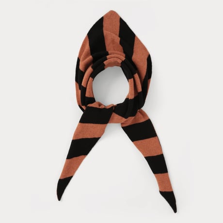 Jo Gordon / LARGE STRIPE TRIANGLE BLACK & IRON OXIDE