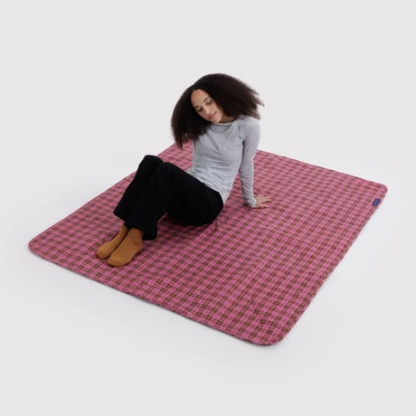 BAGGU/Puffy Picnic Blanket Azalea Pink Tartan