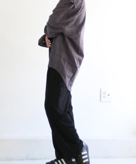 リラックスタックパンツ