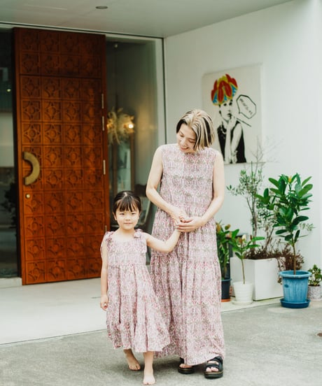 【MWEZI by ZURIsol 沖縄 子供服/キッズ ファッション/親子・カップルリンクコーデ】 ブロックプリント ワンピース ガールズ インド綿 コットン100%  / KIDS DRESS