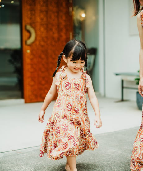 【MWEZI by ZURIsol 沖縄 子供服/キッズ ファッション/親子・カップルリンクコーデ】 ブロックプリント ワンピース ガールズ インド綿 コットン100%  / KIDS DRESS