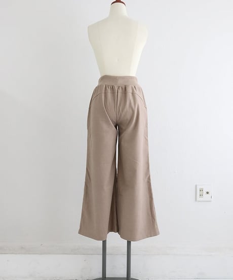 ウエストリブパンツ