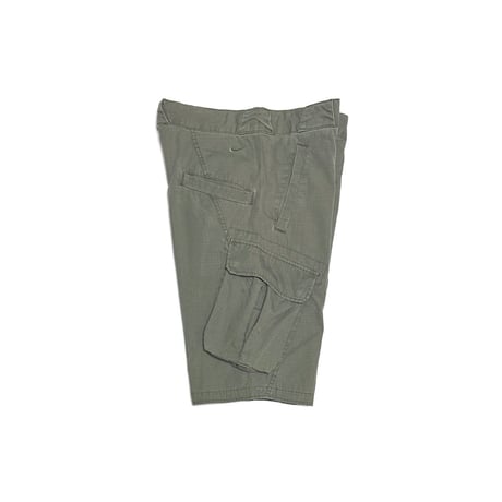 【USED】00's NIKE Ripstop Diagonal Pocket Cargo Shorts Olive