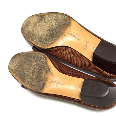 【USED】90's-00's Salvatore Ferragamo Vara Lizard-Embossed Leather Pumps Brown
