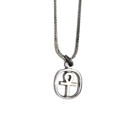 【BOOMBABA BOUTIQUE】(No.31) Oval Medallion Cross Necklace 925 sterling silver