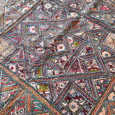 【USED】70's-80's Vintage Kutch Patchwork Mirror Embroidery Tapestry, Gujarat, India