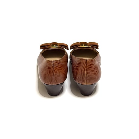 【USED】90's-00's Salvatore Ferragamo Vara Lizard-Embossed Leather Pumps Brown