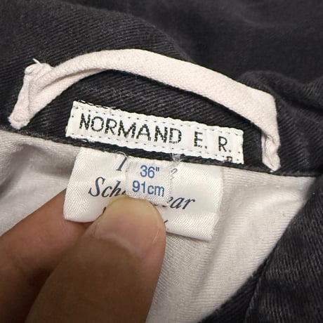 【USED】90's PLUNKETT Embroidered Cotton Drill School Top Made in UK