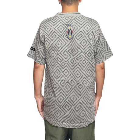 【USED】90's adidas × Dikembe Mutombo “55” All-Over Print T-shirt