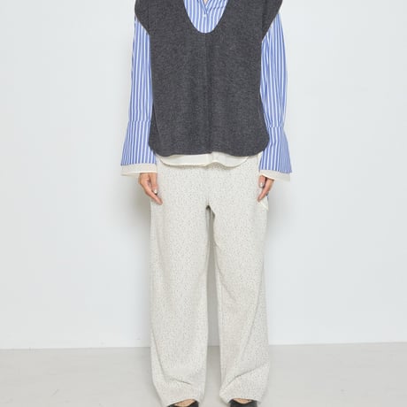 【CHIGNON】[1865-303KK] WﾌｪｲｽZIPﾍﾞｽﾄ