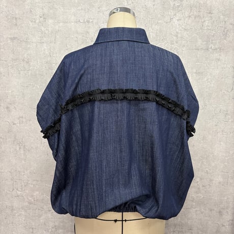 【TRANOI.】コクーンフリルデニムシャツ　251R202