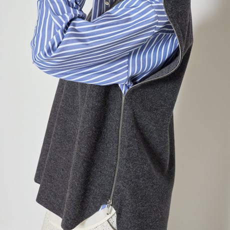 【CHIGNON】[1865-303KK] WﾌｪｲｽZIPﾍﾞｽﾄ