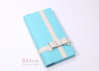 [Ribbon リボン] 毎日、自分へのプレゼント 手帳カバー［ほぼ日手帳weeksサイズ］ ブルー/ホワイト T895