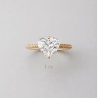 限定スペシャル価格　1.0ct    ハートダイヤ ブーケリング