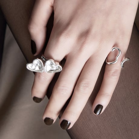 Locket heart ring